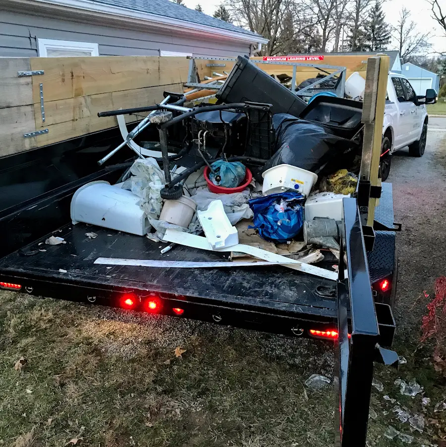 Roll-off dumpster delivered to a residential driveway in Orting